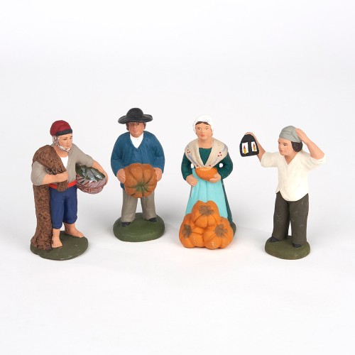 Groupe santons peints poissonnier, homme et femme à la citrouille, homme à la lanterne - Santons Colette