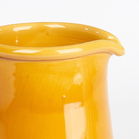 Détail Pichet droit jaune - Poterie Massucco