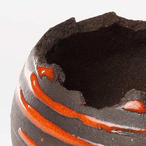 Détail Pot sphère taille 2 stri orange - Amandine Poulain