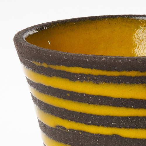 Détail Vase stri moyen jaune - Amandine Poulain