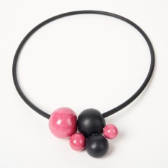 Collier pvc noir aimante météore noir/framboise - Andréani Créations 2
