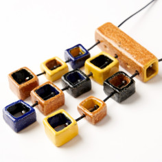 Collier suspension jaune bleu - Ellen 2