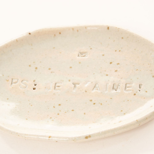 Détail Range bijoux PS: je t'aime - Mona Chabada