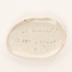 Range bijoux La Famille - Mona Chabada