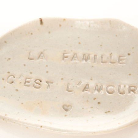 Détail Range bijoux La Famille - Mona Chabada