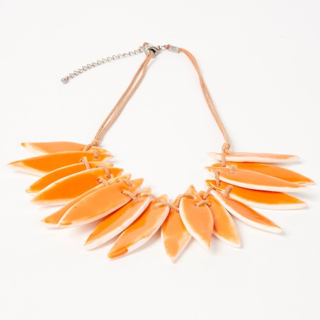 Détail Collier corail - Ellen